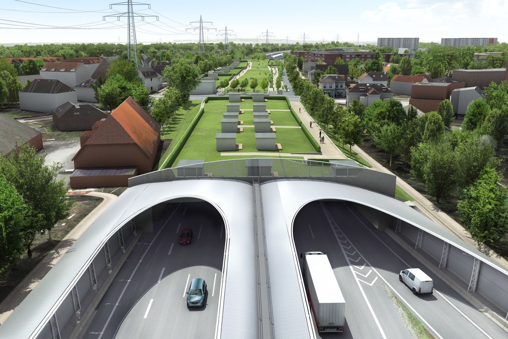 Six lanes heading northwards: We are expanding the A7 highway near Hamburg.
